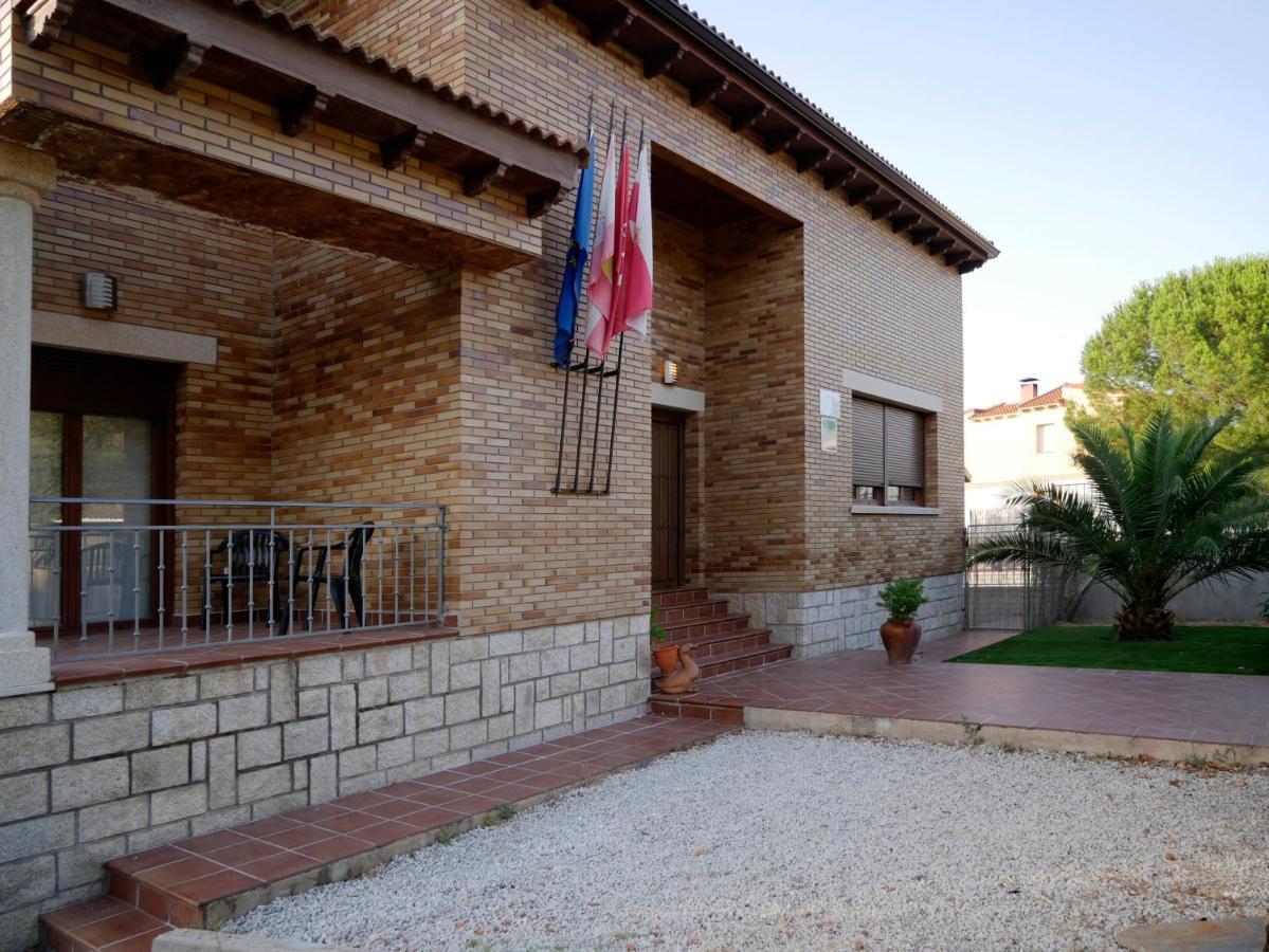 Cadalso de los Vidrios Casa Rural Mirando A Gredos المظهر الخارجي الصورة